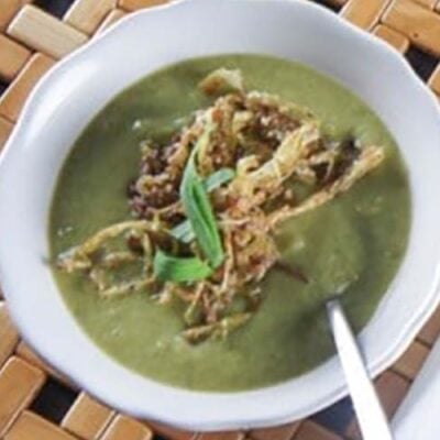 Comforting Broccoli Leek Soup