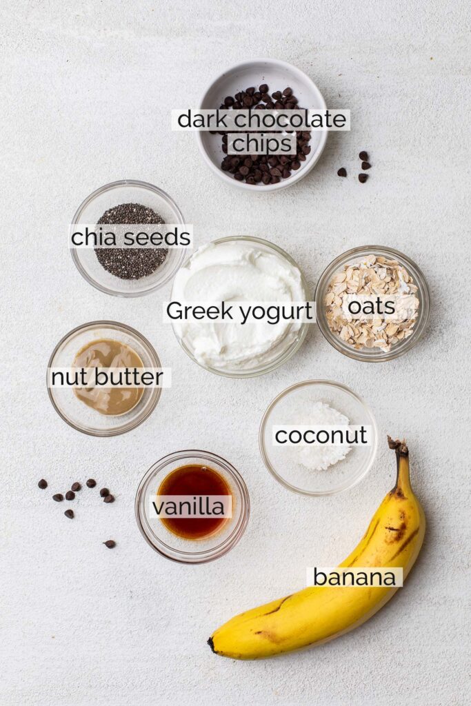 The ingredients needed to make cookie dough overnight oats.