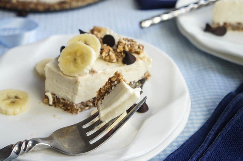 Vanilla Bean Greek Yogurt Cheesecake with a Cookie Dough Crust