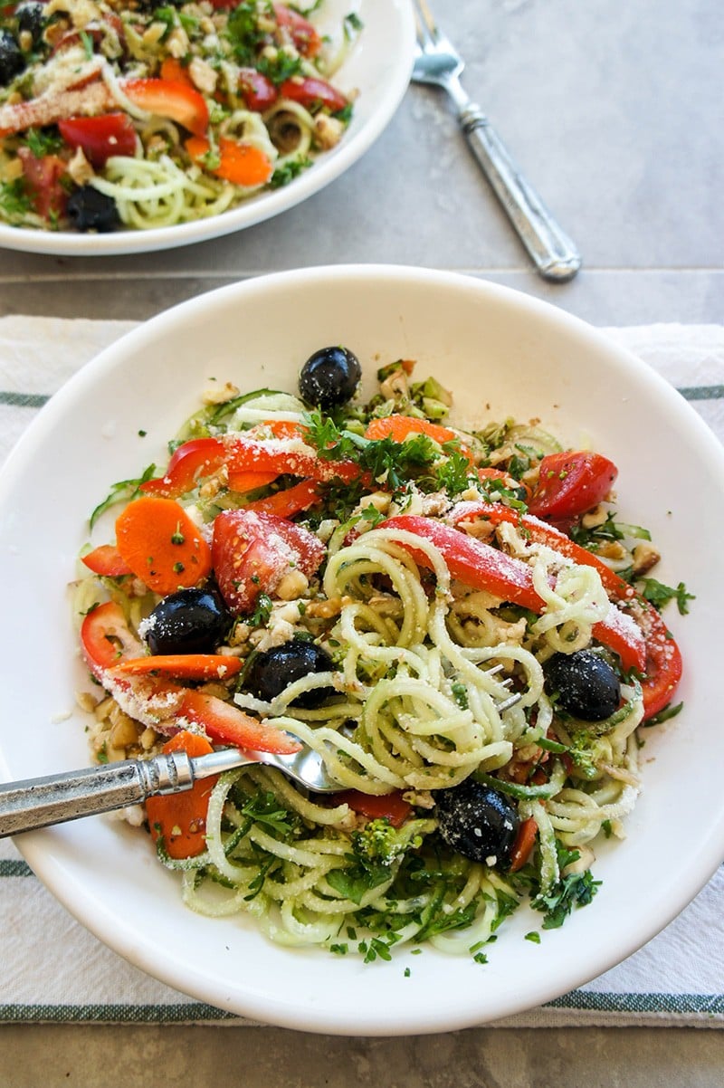 Refreshingly Light Raw Pasta Primavera