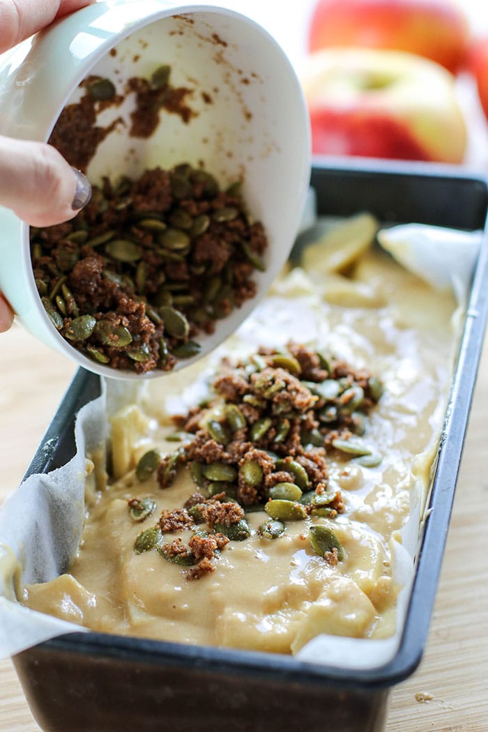 Apple Bread / This gluten free sweet bread with a crunchy pumpkin seed streusel is the perfect afternoon treat.