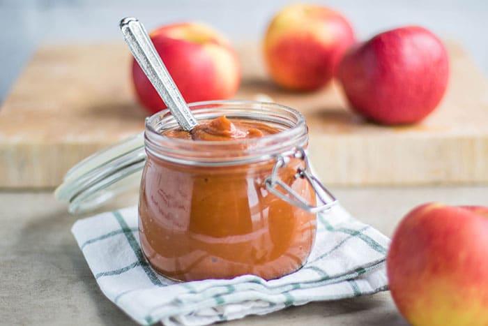 Sweet Onion Apple BBQ Sauce / The perfect recipe to end summer and welcome fall flavors.