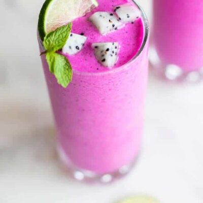 Dragon Fruit Smoothie (Pitaya Smoothie)