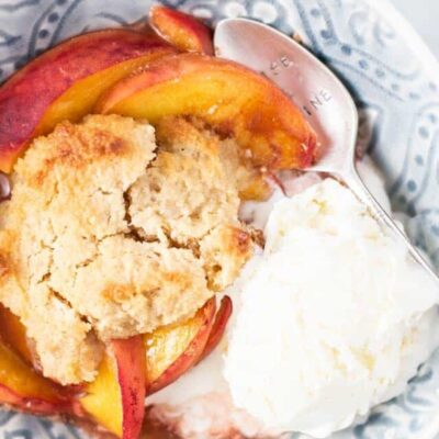 Healthy Peach Cobbler (Almond Flour)