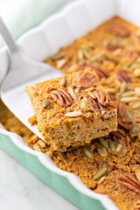 Healthy Pumpkin Pie Baked Oatmeal - Sunkissed Kitchen