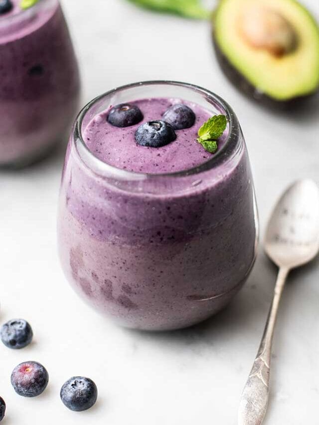 Blueberry Avocado Smoothie - Sunkissed Kitchen