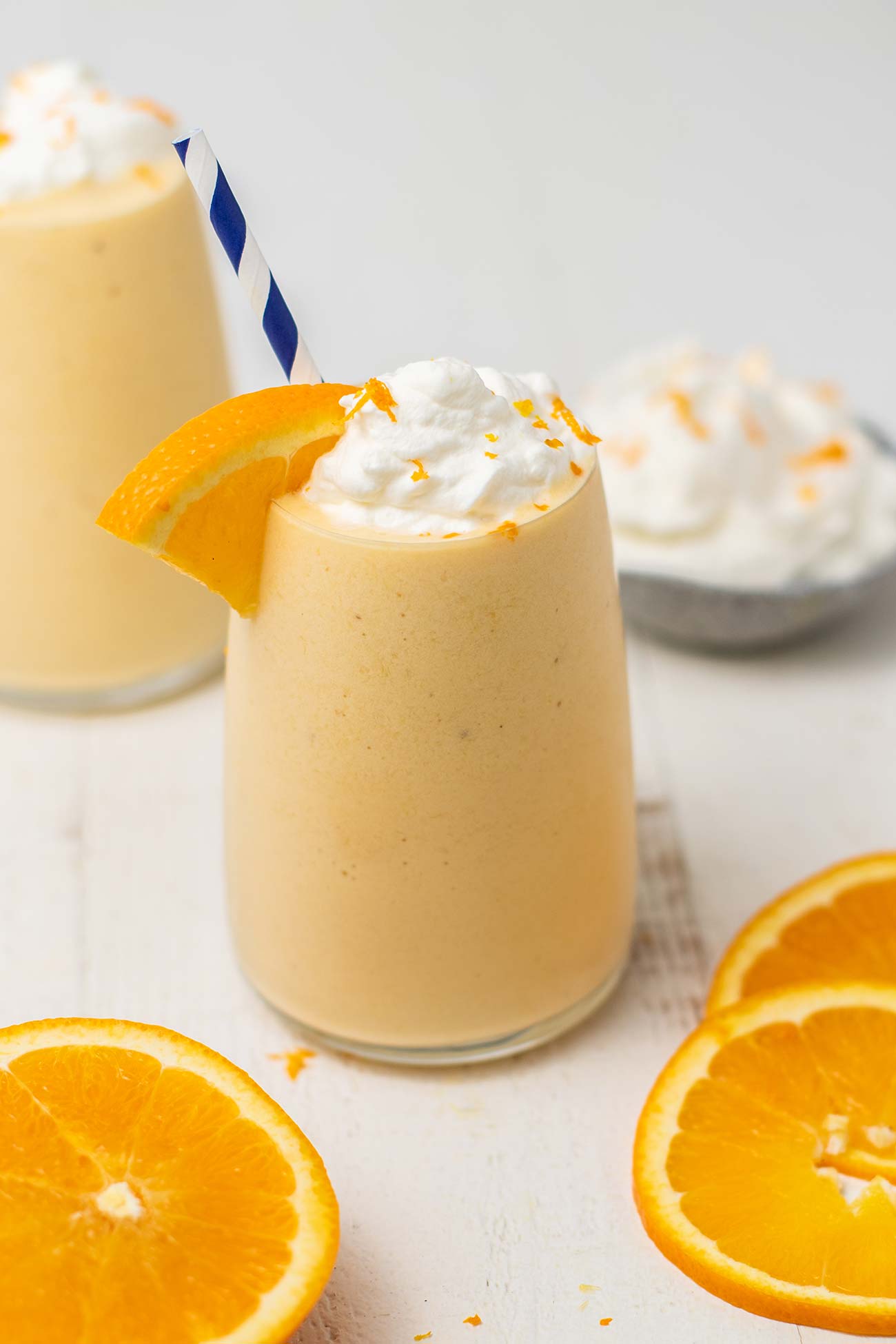 Healthy Orange Julius Recipe (Fresh Orange Smoothie) - Sunkissed Kitchen