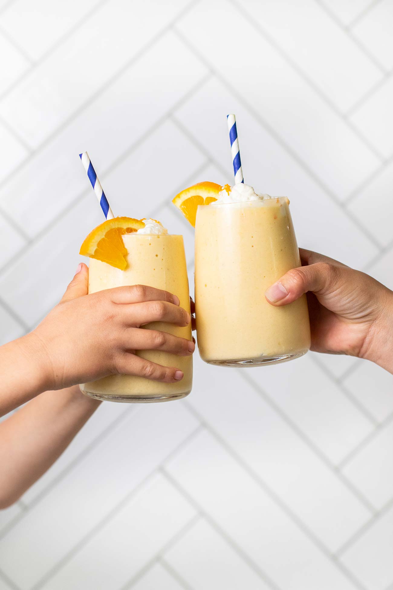 Healthy Orange Julius Recipe (Fresh Orange Smoothie) Sunkissed Kitchen