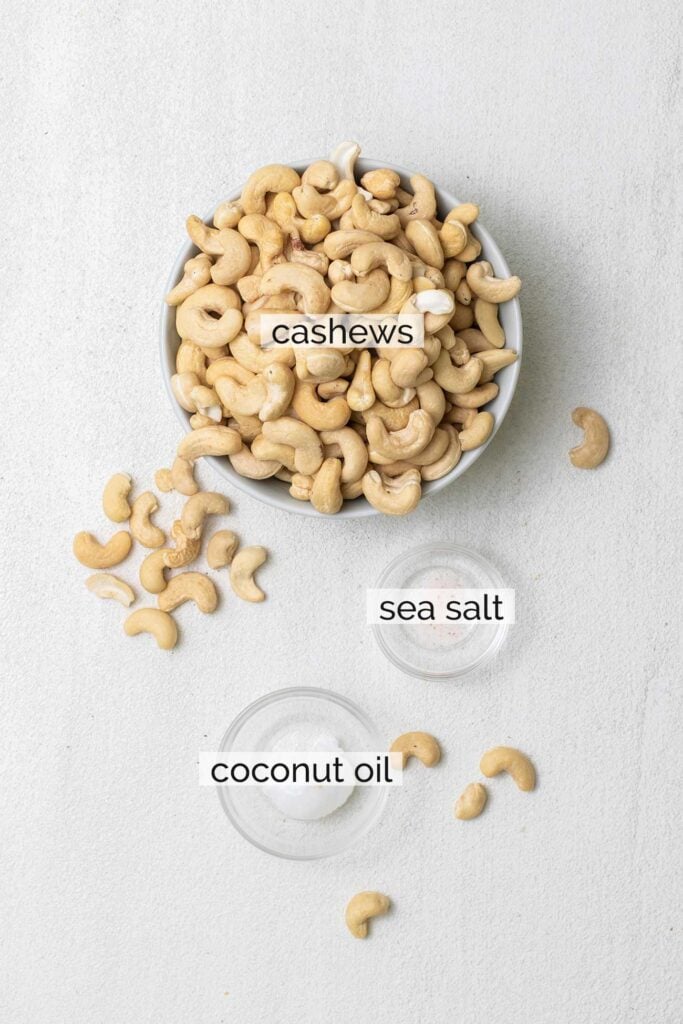 The three ingredients needed to make the best homemade cashew butter.