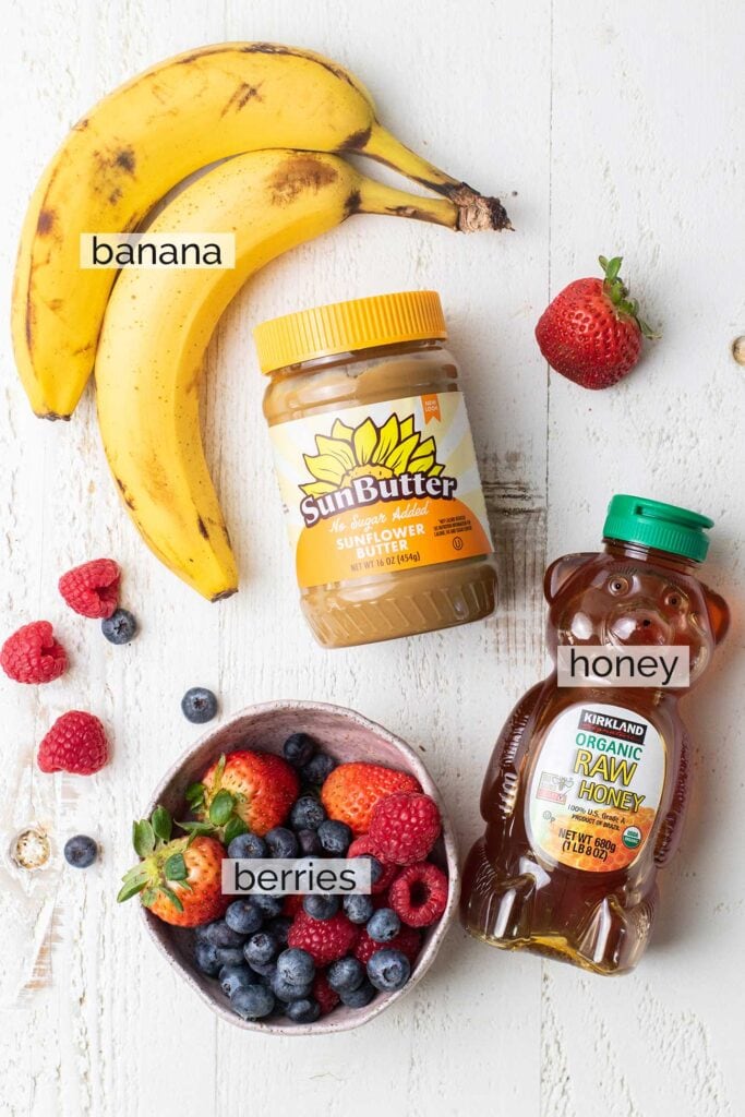 Healthy pancake toppings shown with labels.