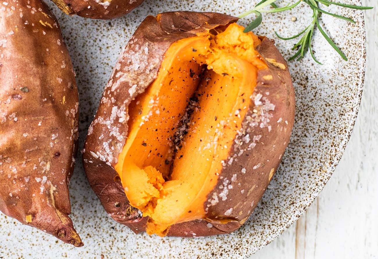 Best Baked Sweet Potato Recipe - How to Bake Sweet Potatoes