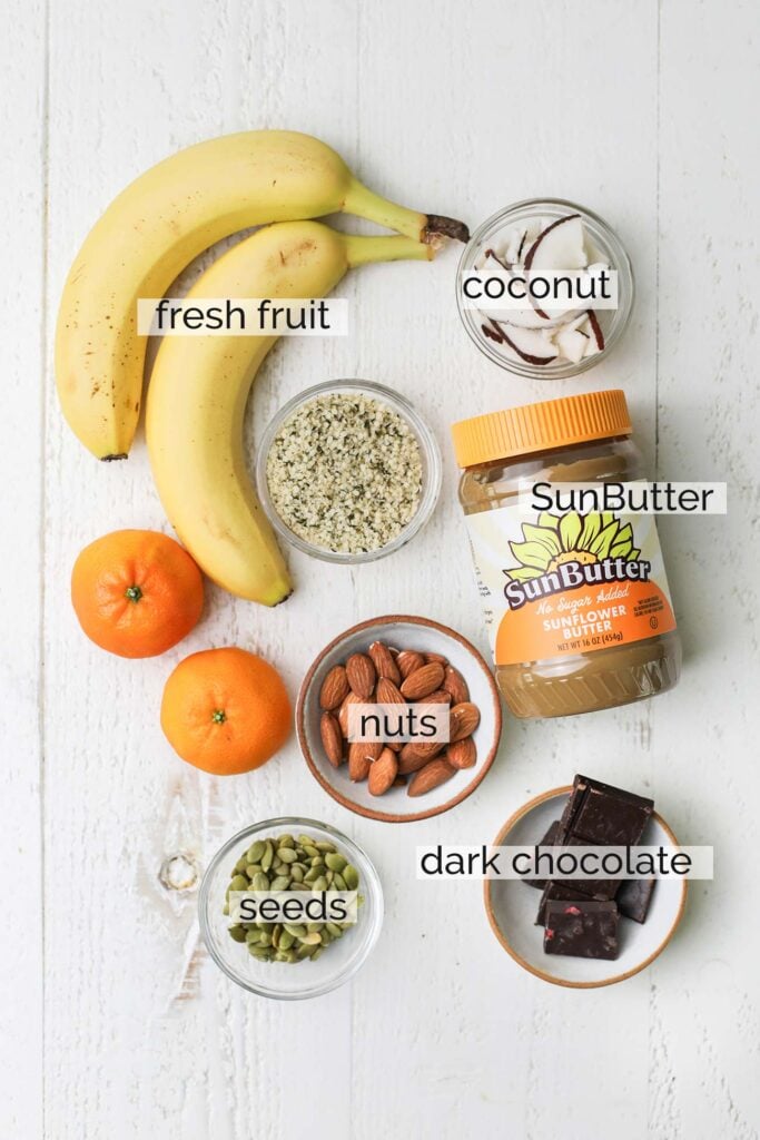 Suggested toppings for thick smoothie bowls.