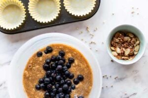 Combine all dry ingredients in a mixing bowl, and mix well.